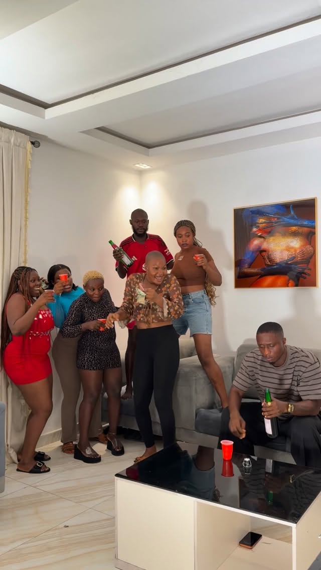 Nnna 😡
🎶 @rydardsb 
@xee4real @iam_mrt1 @realchiflix 
@brown_suugarrr @realchinwenduchima