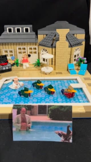 My LEGO tribute to one of the best shows ever made! Please enjoy these 6 iconic scenes/sets from The Sopranos. Stay for the end to see the ducks. You can lean in close to see all the details at Brickworld Chicago! #thesopranos #legomoc #brickworldchicago