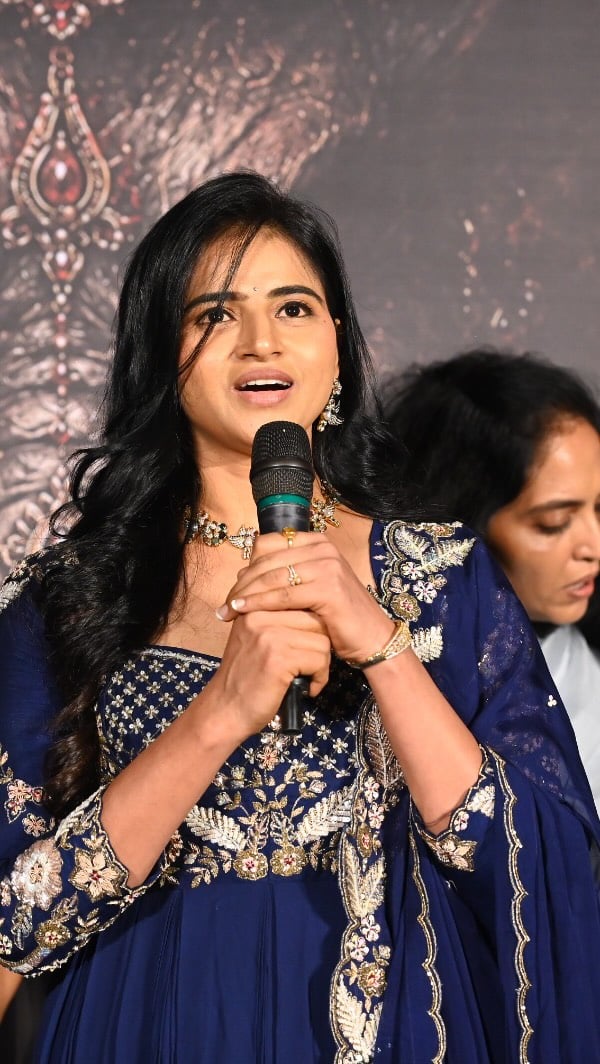 Mahendragiri Varahi teaser launch event ✨Video credits : @telugu360 #instagram #actor #naveenareddych #anilravipudi #mahendragirivarahiteaser by @actress_naveena_official