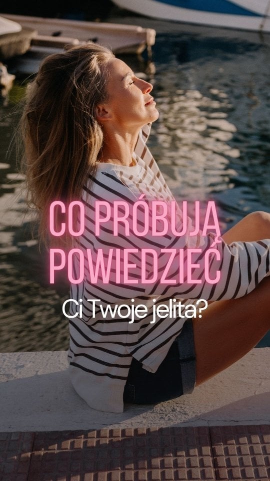 Skomentuj: 𝐉𝐄𝐋𝐈𝐓𝐀 i odbierz bilet na webinar za 0 zł: „𝐂𝐨 𝐩𝐫𝐨́𝐛𝐮𝐣𝐚̨ 𝐩𝐨𝐰𝐢𝐞𝐝𝐳𝐢𝐞𝐜́ 𝐂𝐢 𝐓𝐰𝐨𝐣𝐞 𝐣𝐞𝐥𝐢𝐭𝐚?”❤️𝐉𝐞𝐥𝐢𝐭𝐚 𝐭𝐨 𝐭𝐞𝐦𝐚𝐭, 𝐤𝐭𝐨́𝐫𝐲 𝐰𝐜𝐢𝐚̨𝐳̇ 𝐣𝐞𝐬𝐭 𝐛𝐚𝐫𝐝𝐳𝐨 𝐩𝐨𝐩𝐮𝐥𝐚𝐫𝐧𝐲. 𝐈 𝐬ł𝐮𝐬𝐳𝐧𝐢𝐞☝️...bo mikrobiota wpływa na wiele czynników takich jak: odporność, stan zapalny, trawienie, nastrój i metabolizm. Wokół jelit krąży też jedno mocne hasło: probiotyki warto brać cały czas 💊 W praktyce sprawa wygląda inaczej, bo reakcje ludzi potrafią być skrajnie różne. Są osoby, które regularnie stosują probiotyki, a mimo to przy podróżach pojawiają się bóle brzucha i biegunki. Są też osoby, które probiotyków nie używają, jedzą niskowęglowodanowo, mają mniej błonnika i czują się świetnie.To prowadzi do ważnego wniosku: 𝐣𝐞𝐥𝐢𝐭𝐚 𝐦𝐚𝐣𝐚̨ 𝐫𝐨́𝐳̇𝐧𝐞 𝐩𝐨𝐭𝐫𝐳𝐞𝐛𝐲 𝐮 𝐫𝐨́𝐳̇𝐧𝐲𝐜𝐡 𝐨𝐬𝐨́𝐛. 𝐒𝐭𝐚𝐧 𝐦𝐢𝐤𝐫𝐨𝐛𝐢𝐨𝐭𝐲 𝐳𝐚𝐥𝐞𝐳̇𝐲 𝐨𝐝 𝐰𝐢𝐞𝐥𝐮 𝐜𝐳𝐲𝐧𝐧𝐢𝐤𝐨́𝐰: ☑️ diety☑️ stresu☑️ snu☑️ zażywanych leków☑️ infekcji☑️ ekspozycji na patogeny☑️ historii zdrowiaZadając sobie pytanie: „jak poprawić stan jelit?”, kluczowe jest jedno: czasem problemem stają się patogeny lub pasożyty, a wtedy samo dokładanie probiotyków nie rozwiązuje sprawy. W takich sytuacjach ważna jest diagnostyka i działanie w przyczynę 🎯. Jeśli chcesz lepiej zrozumieć sygnały, które wysyła Ci brzuch i dowiedzieć się, od czego naprawdę warto zacząć, zapraszam Cię na webinar za 0 zł: „𝐂𝐨 𝐩𝐫𝐨́𝐛𝐮𝐣𝐚̨ 𝐩𝐨𝐰𝐢𝐞𝐝𝐳𝐢𝐞𝐜́ 𝐂𝐢 𝐓𝐰𝐨𝐣𝐞 𝐣𝐞𝐥𝐢𝐭𝐚?”📅 w sobotę 13.06.2026⏰ godz. 10:00Skomentuj: 𝐉𝐄𝐋𝐈𝐓𝐀 i odbierz bilet ❤️#jelita #mikrobiota #probiotyki #zdrowiek by @wierzbicka_zdrowie40plus