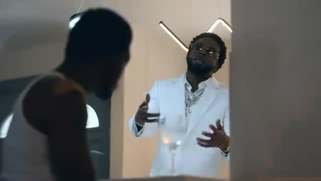 Vegas artist @kingme__judas releases new visuals how’s he sounding?? 🔥🔥 or 👎🏾👎🏾